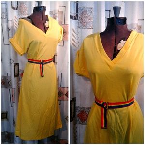 Med-ish Vtg Roller Girl Dress Yellow